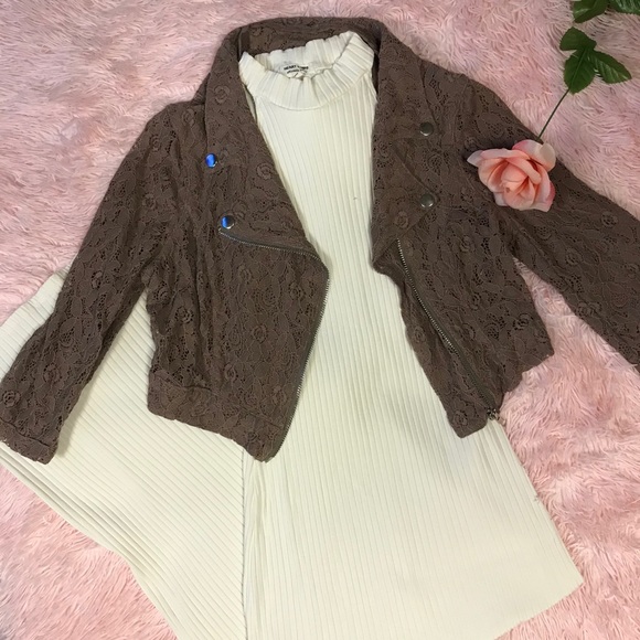 HEART & HIPS Outfit Maxi dress with jacket Cream - Picture 3 of 16